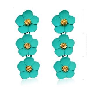 Mint Flower Tiered Earrings